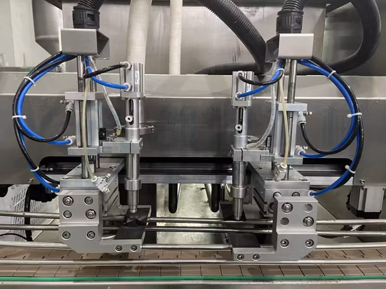 Émulsification automatique de vinaigrette de sauce à salade faisant la machine Ligne de production de machine de capsulage de remplissage